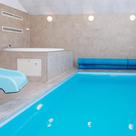 Luxury House With Pool