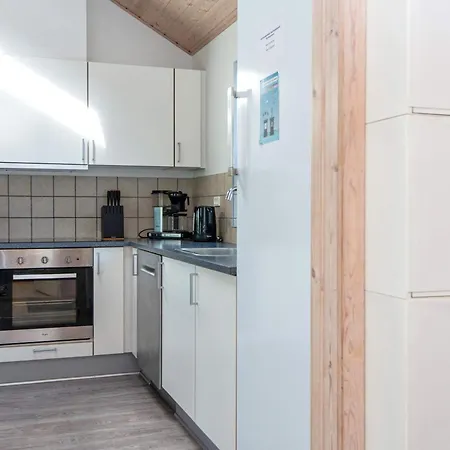 Semesterbostad Luxury House With Pool