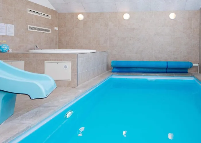 Luxury House With Pool