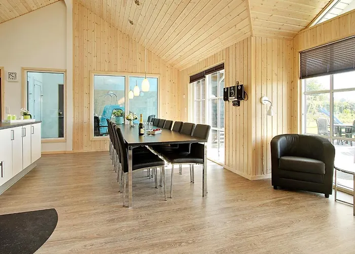 Luxury House With Pool בית נופש אודר