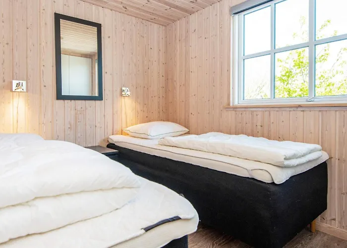 Luxury House With Pool